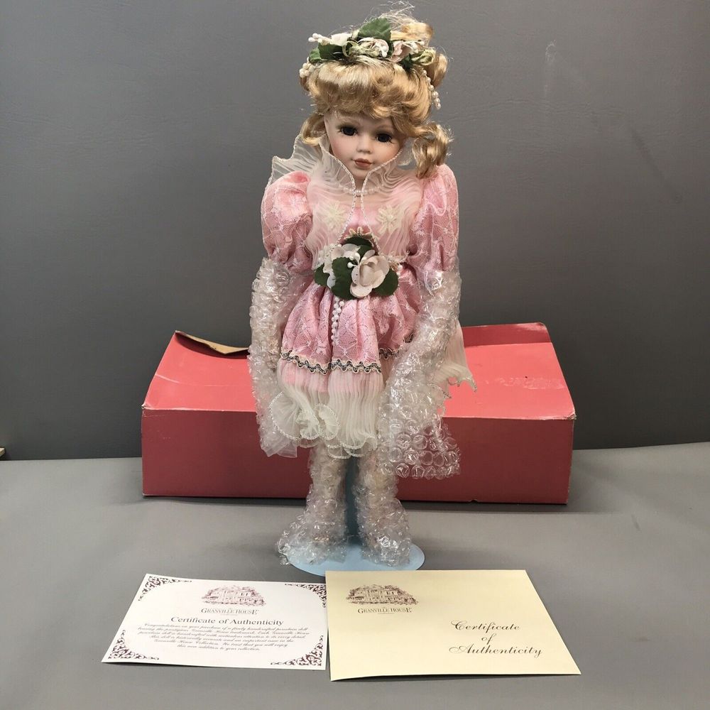 Granville House Collection Doll  Parasol Stand Box Certificate Authenticity